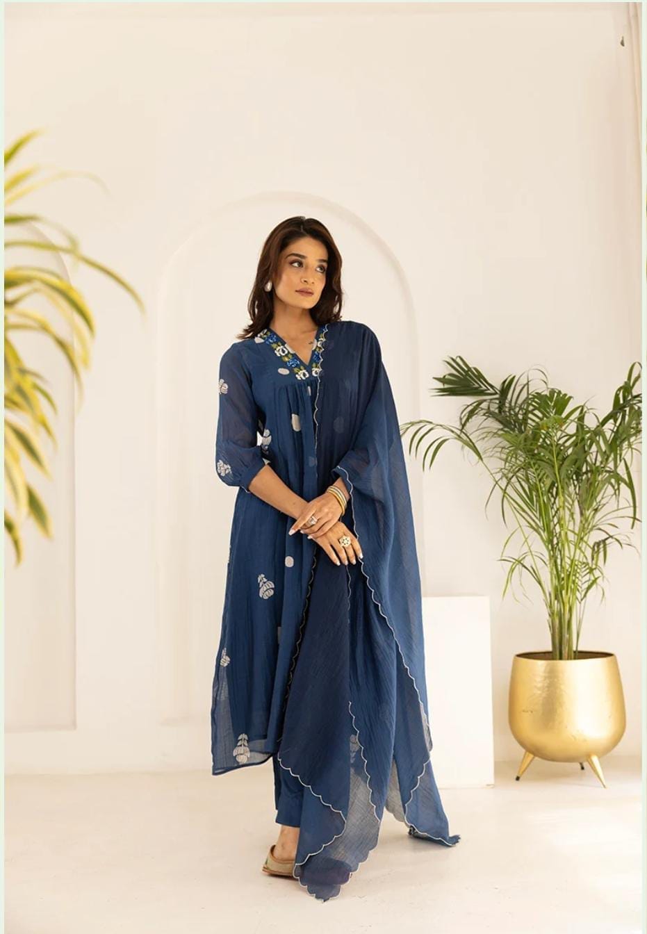 Label Tanuja-Festival special 3-piece set