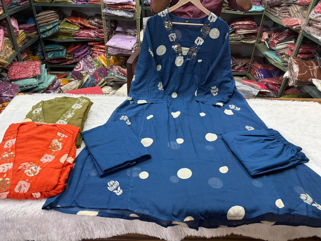 Label Tanuja-Festival special 3-piece set