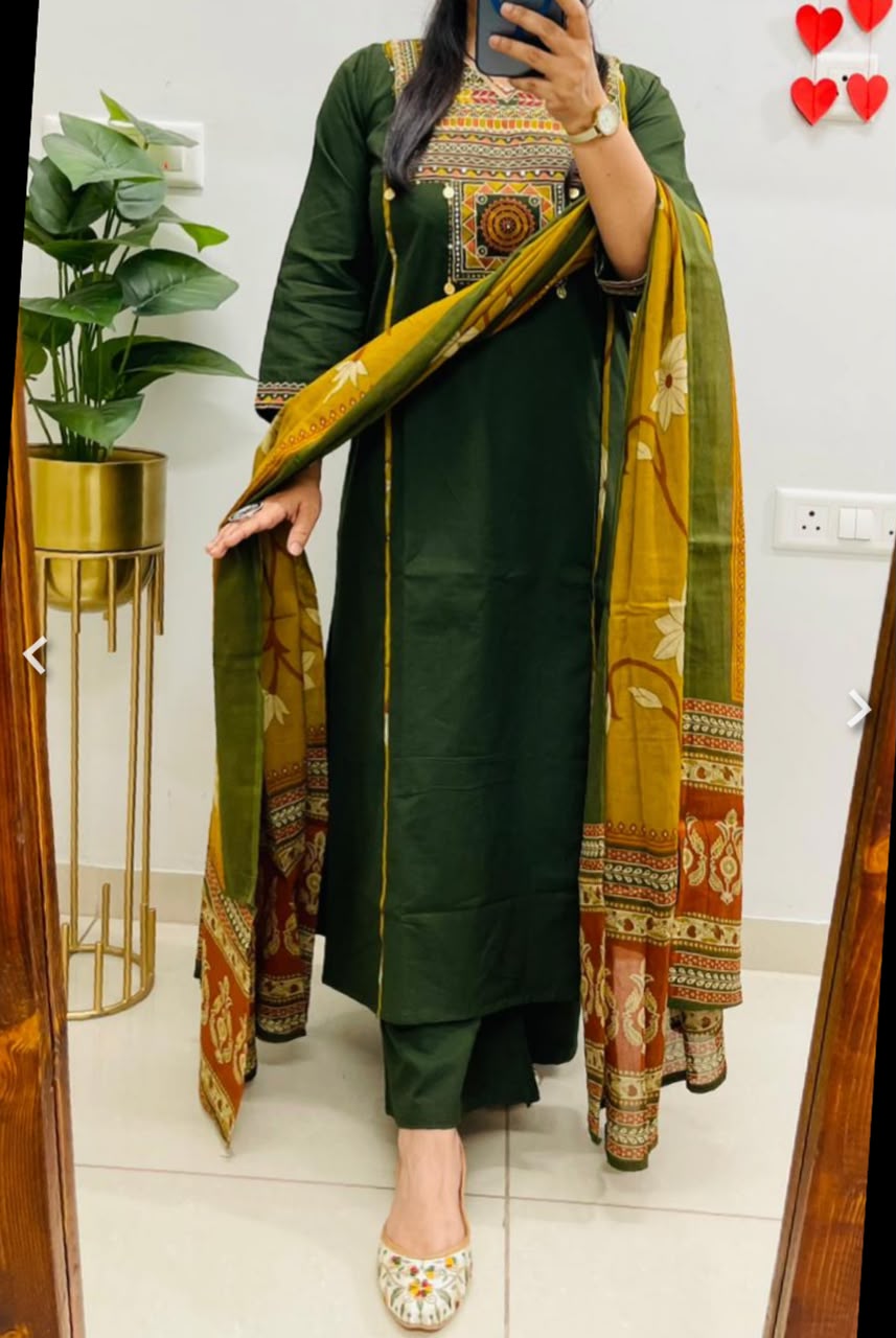 Label Tanuja-CLASSY straight OUTFIT