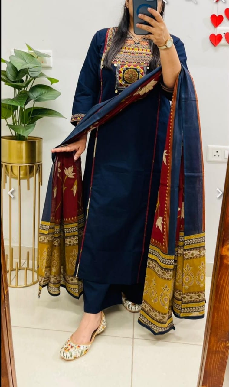 Label Tanuja-CLASSY straight OUTFIT