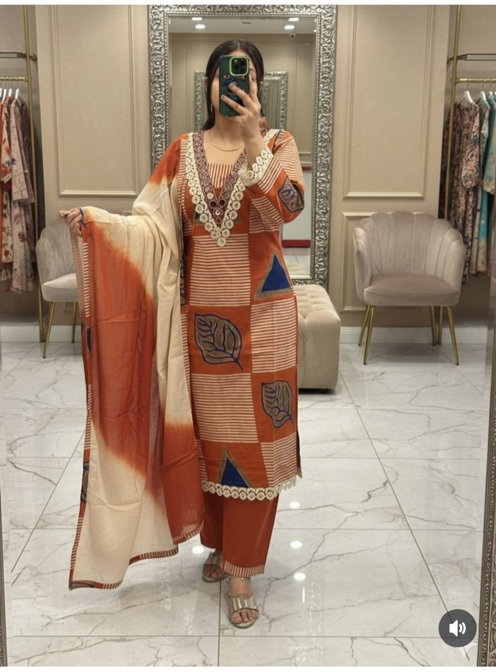 Label Tanuja-Crafted from luxurious silk, the anarkali kurti set with dupatta.