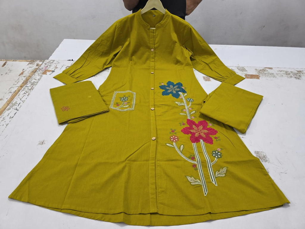 Label Tanuja-KURTA PENT WITH DUPATTA SUIT SET