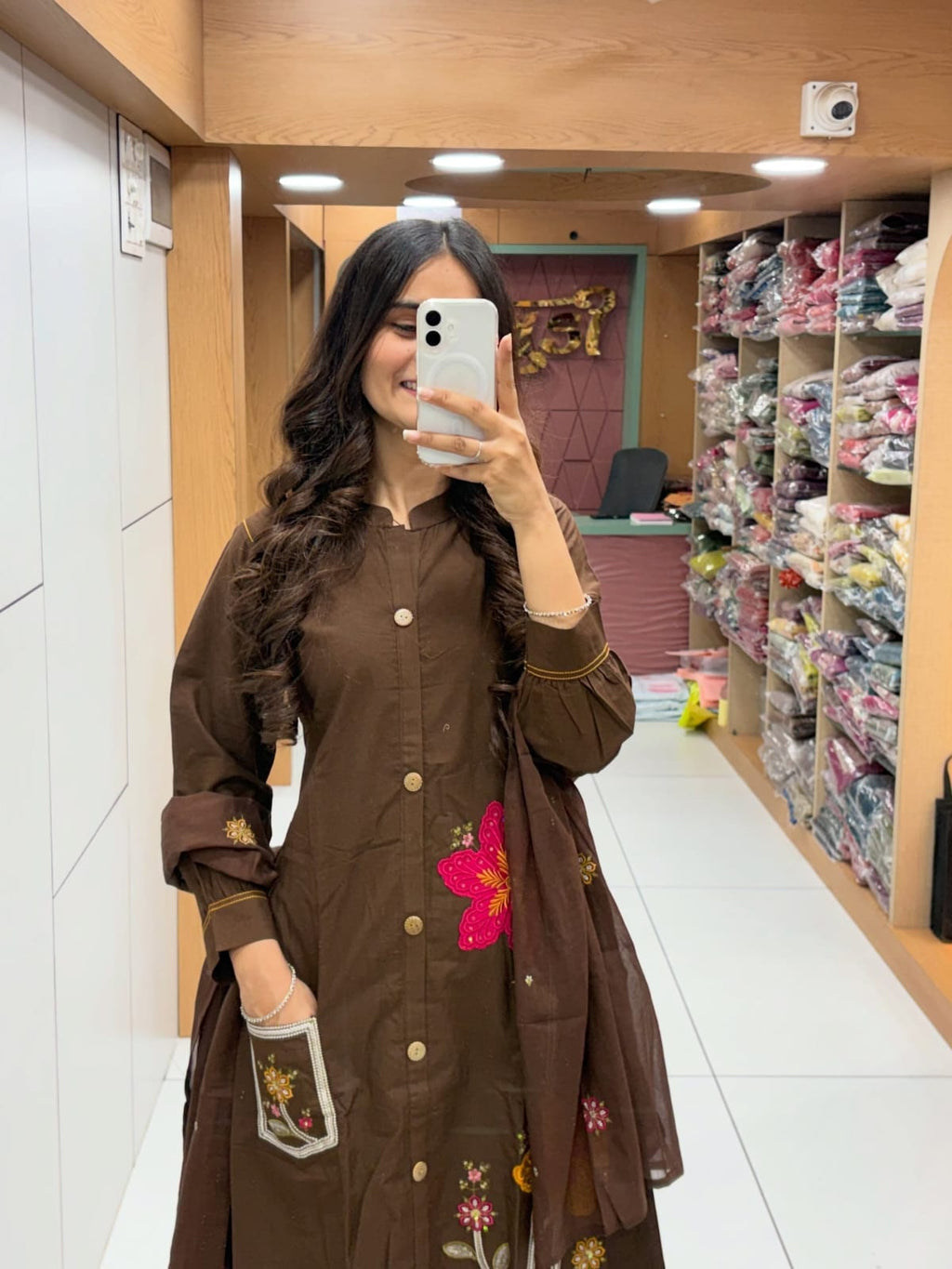 Label Tanuja-KURTA PENT WITH DUPATTA SUIT SET