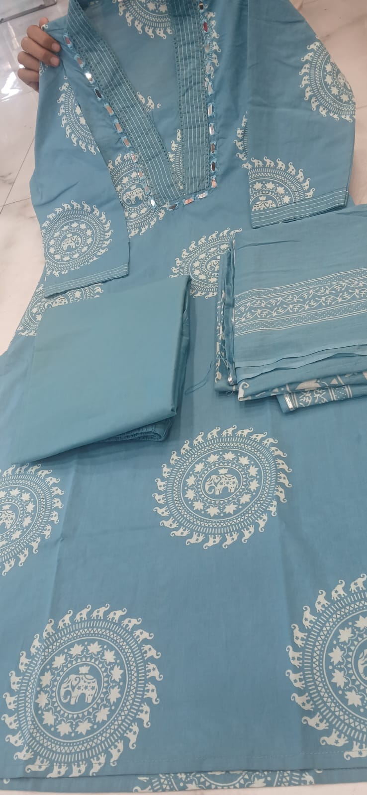 Label Tanuja-Discharge print kurti pant dupatta sets