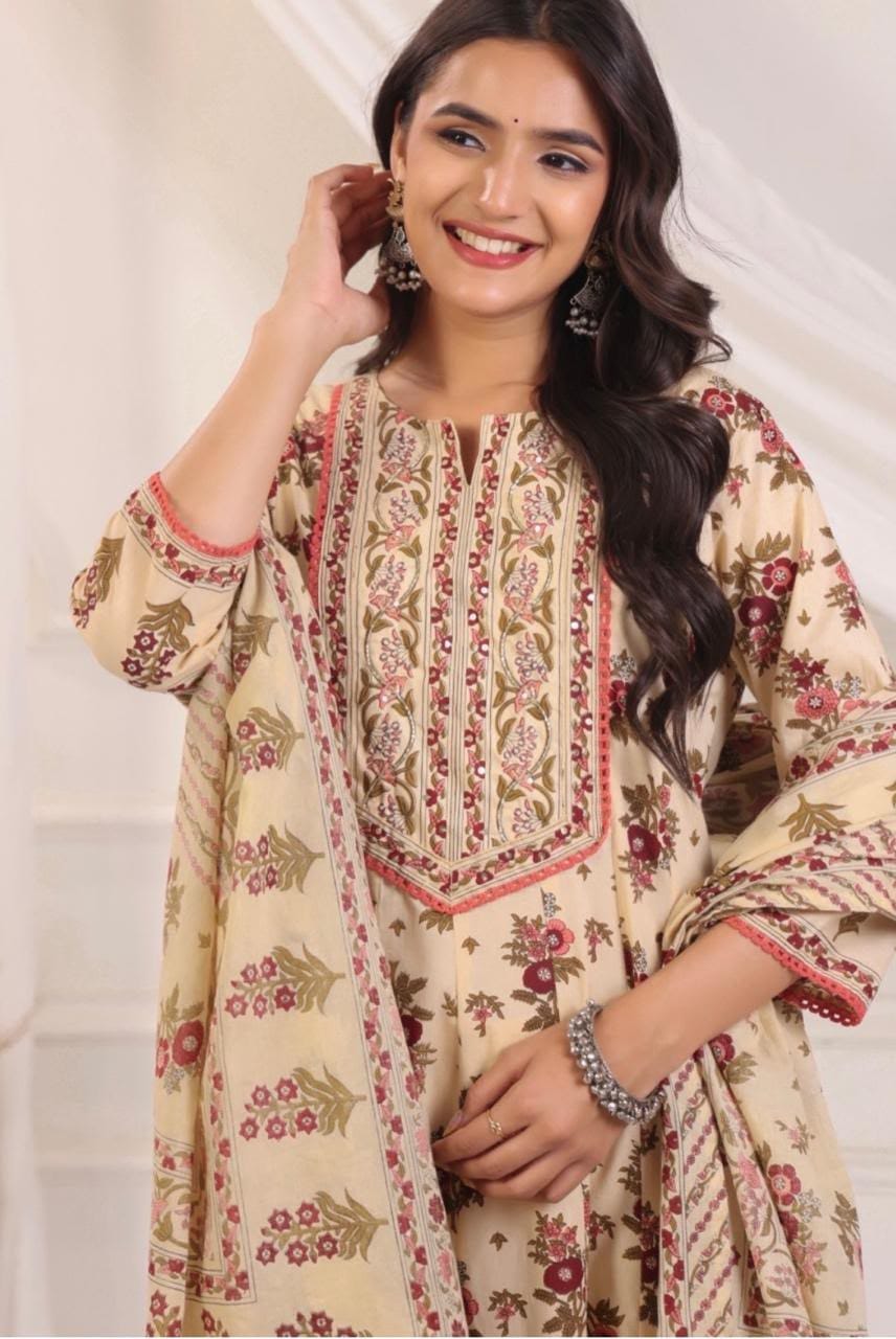 Label Tanuja-PREMIUM 14 KALI ANARKALI COLLECTION