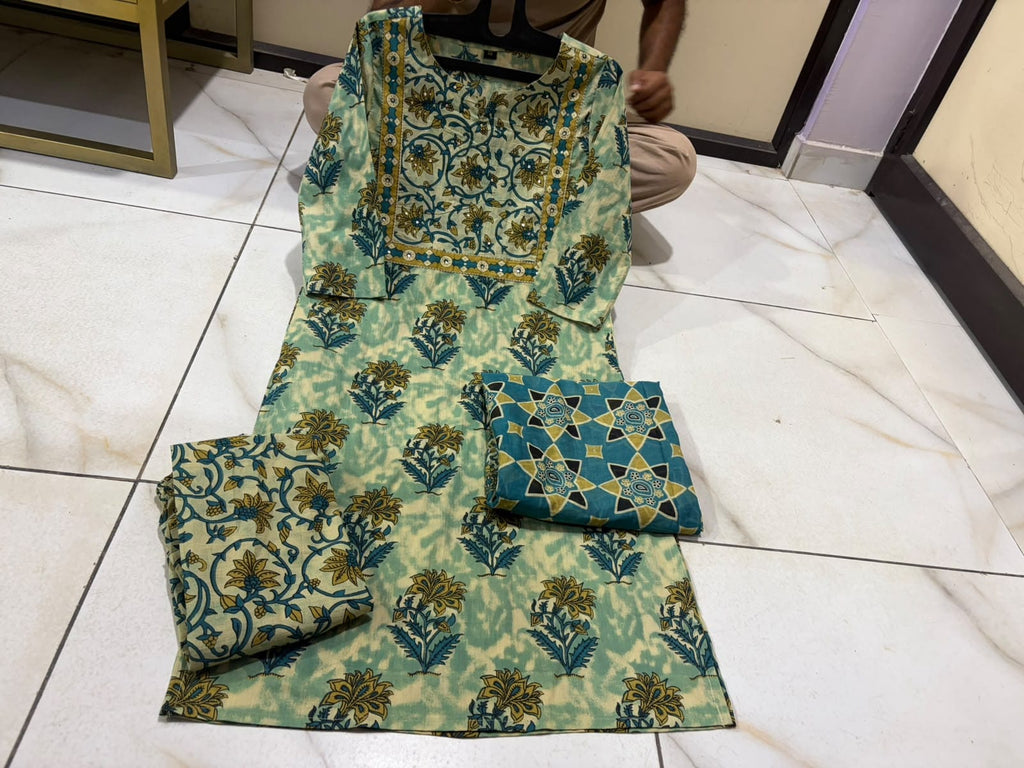 Label Tanuja-Kurti with Pant with cotton 100-100 Dupatta