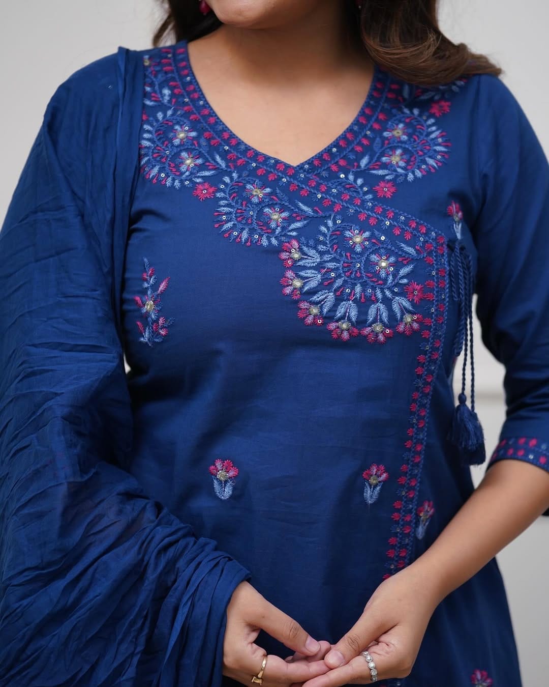 Label Tanuja-KURTA PENT WITH DUPATTA SUIT SET