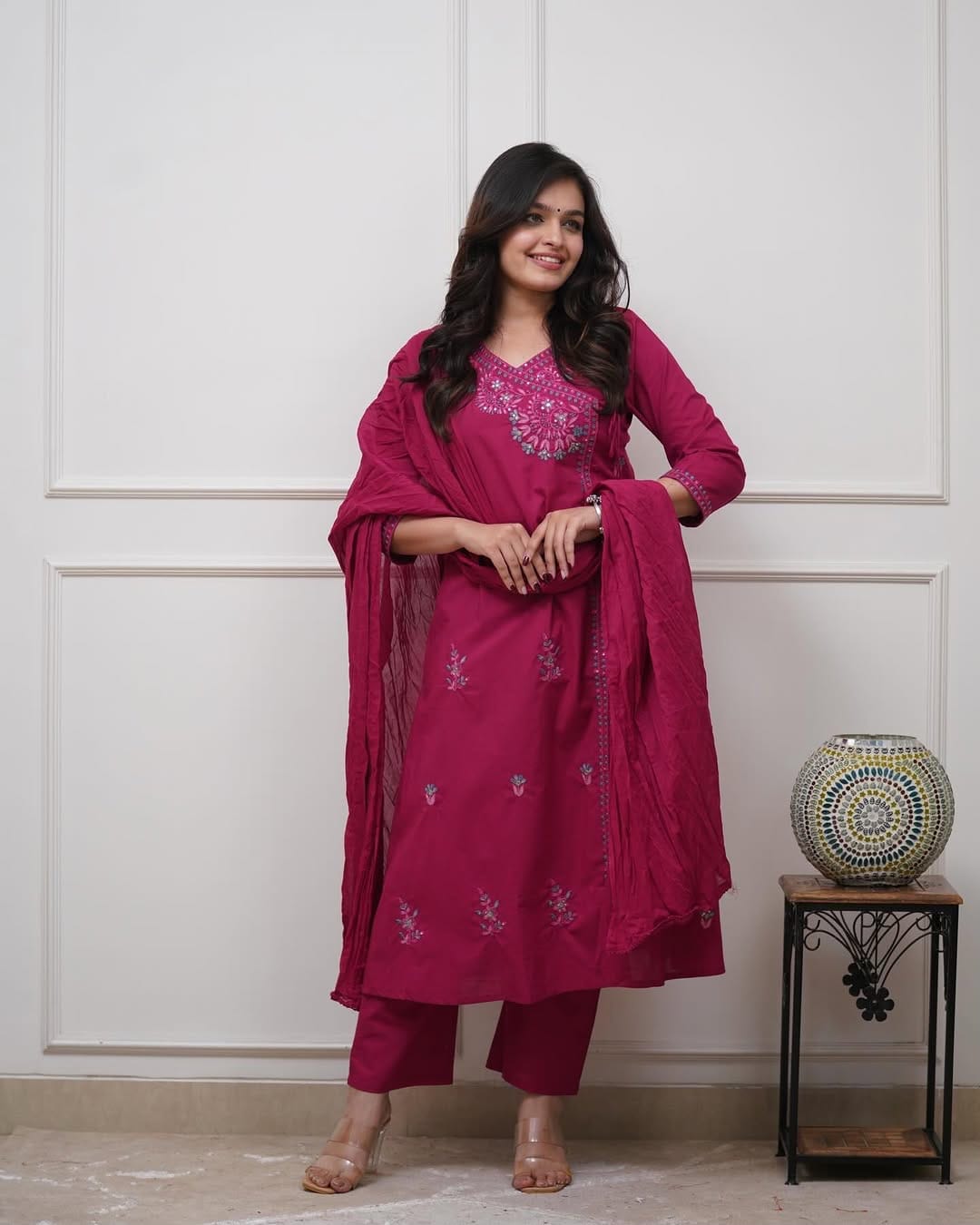 Label Tanuja-KURTA PENT WITH DUPATTA SUIT SET