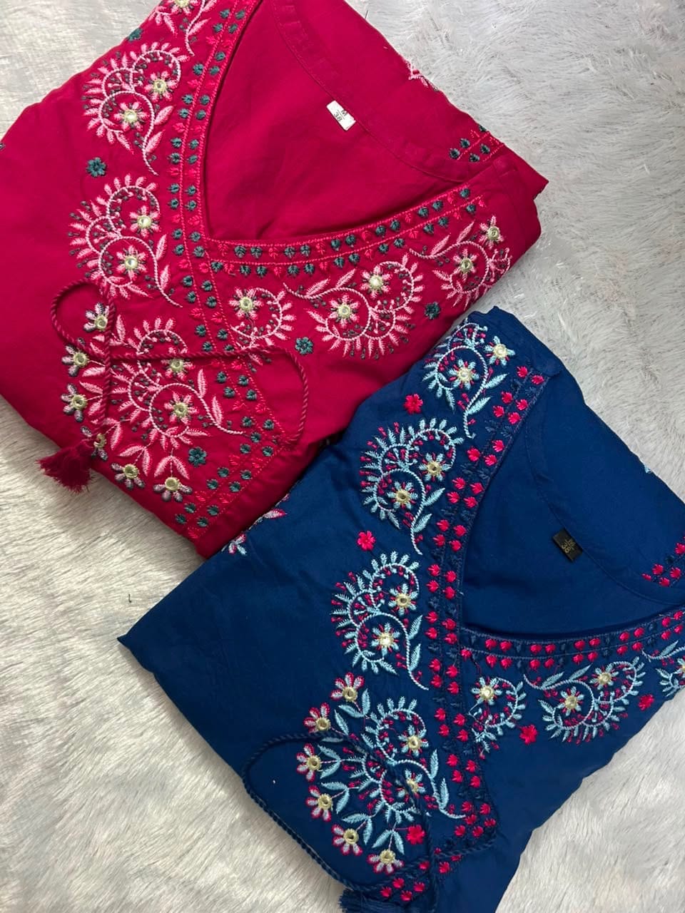 Label Tanuja-KURTA PENT WITH DUPATTA SUIT SET