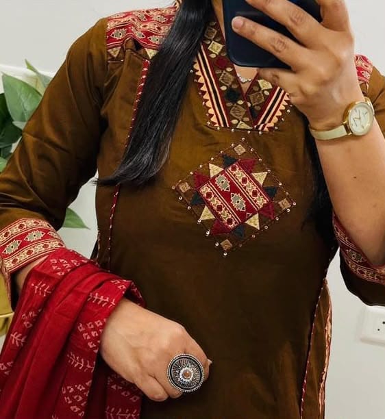 Label Tanuja-NEW ARRIVAL - PREMIUM 3-PIECE SUIT SET