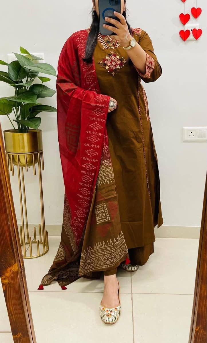 Label Tanuja-NEW ARRIVAL - PREMIUM 3-PIECE SUIT SET