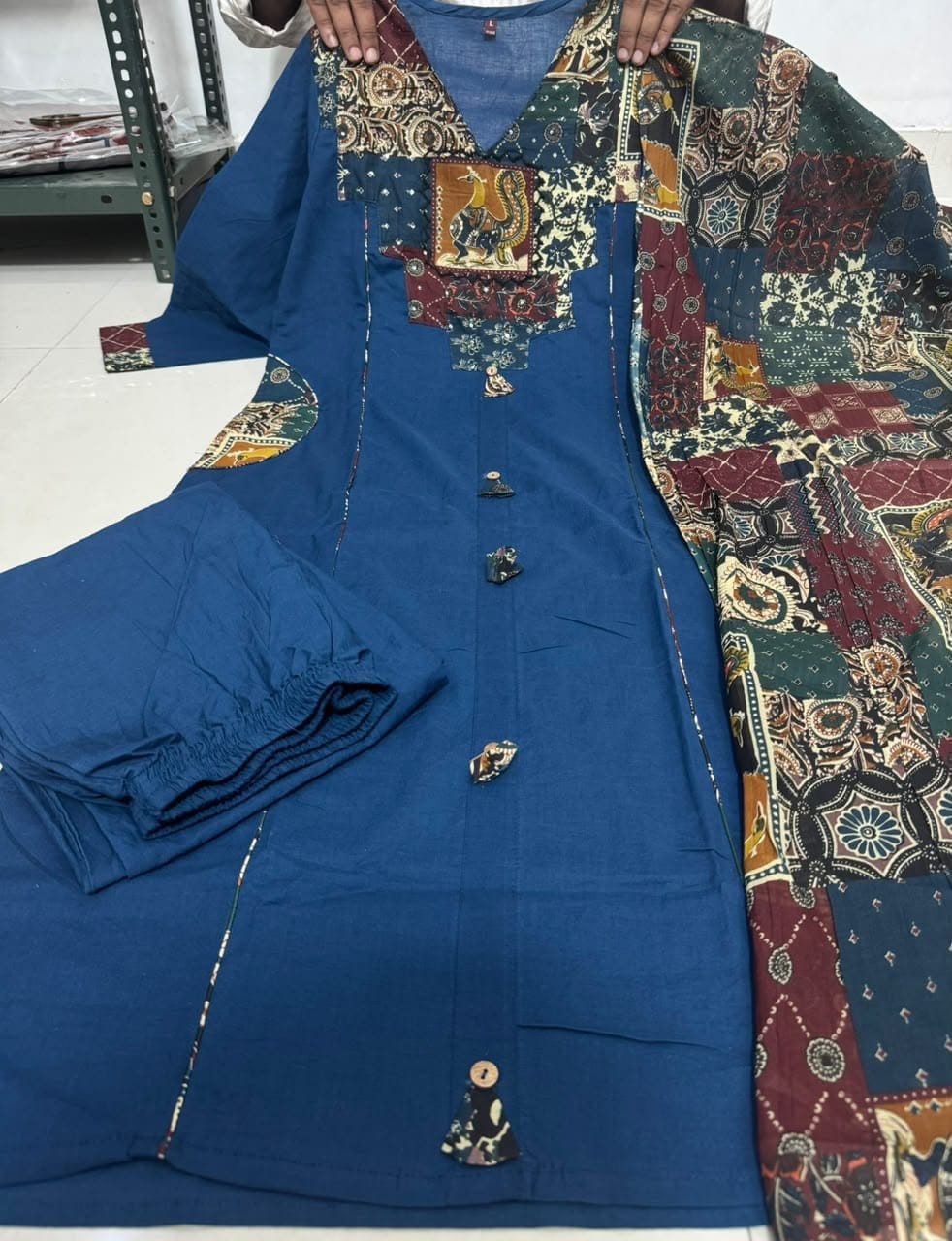 Label Tanuja-Premium cotton fabric suit set