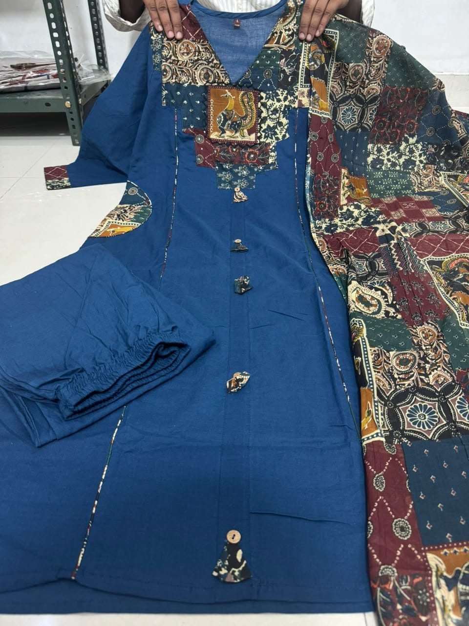 Label Tanuja-Premium cotton fabric suit set