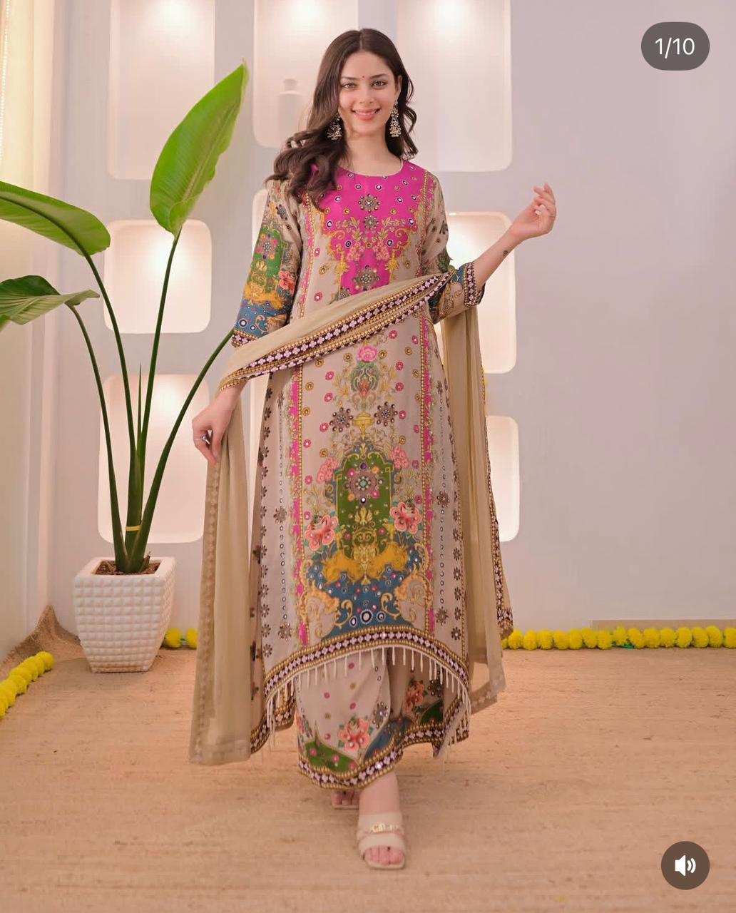 Label Tanuja-NOORI ANARKALI ROUND PLAZA SET