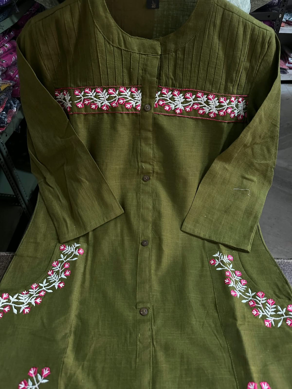 Label Tanuja-2 Piece Set