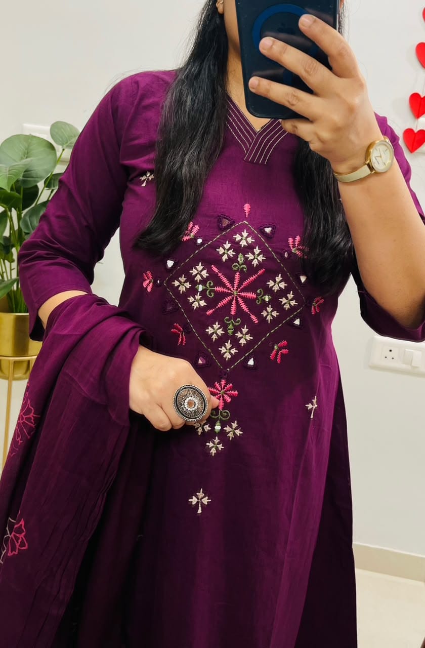 Label Tanuja-3 piece Cotton Kurti Set