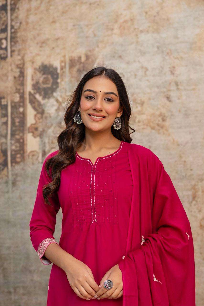 Label Tanuja-3 Piece Kurti Set